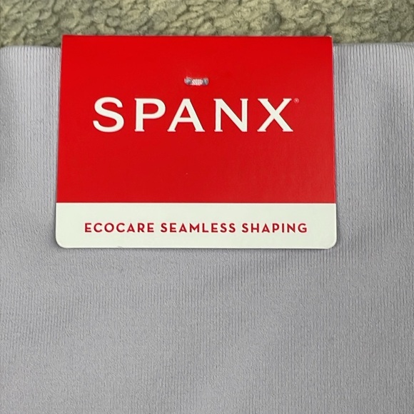 NWT Spanx Ecocare Seamless Shaping Thong Light Orchid Compression Undies Sz M - Picture 5 of 9